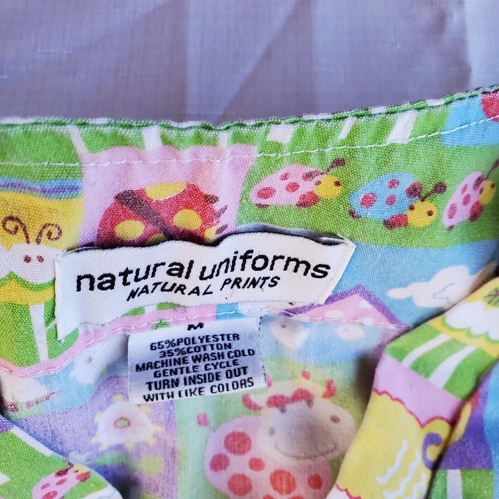 Women's Farm Animals Scrubs Top - Size (M)- Natural Uniforms - Natural Prints - Picture 4 of 9